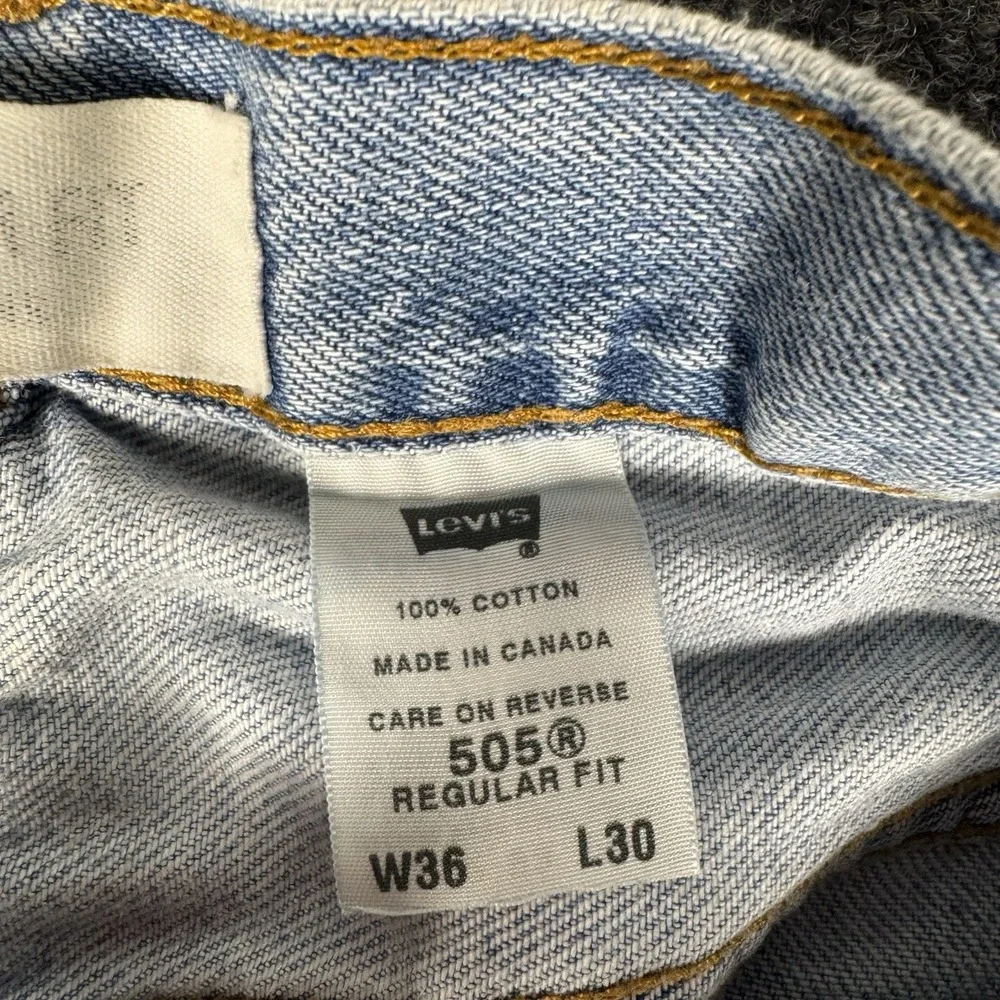 Levi's 505 Vintage Light Wash Distressed‎ Denim Jeans Straight Leg 36x30
